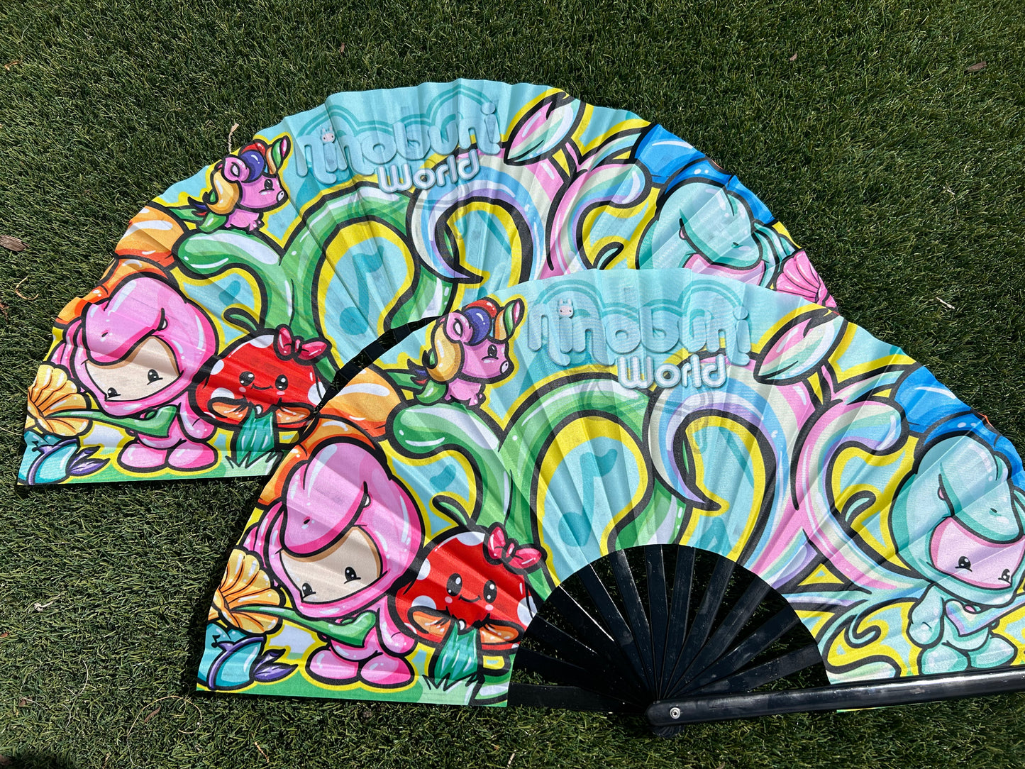 “Magical Forest” cooling hand fan